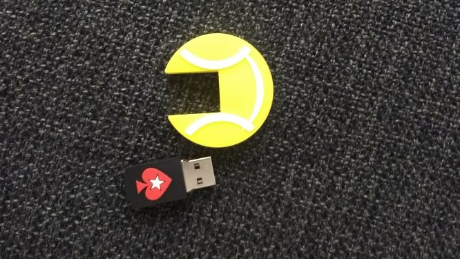 BTM Card Holder + USB v2 BTM Card Holder + USB v2