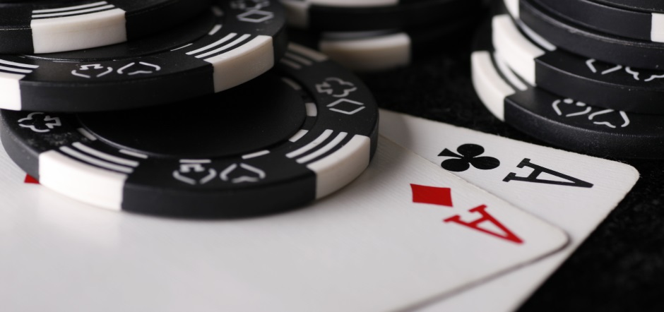 Live Poker
