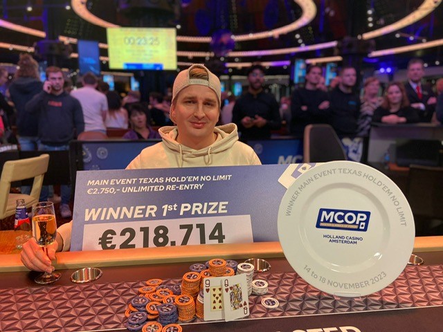 Main Event mcop 2023