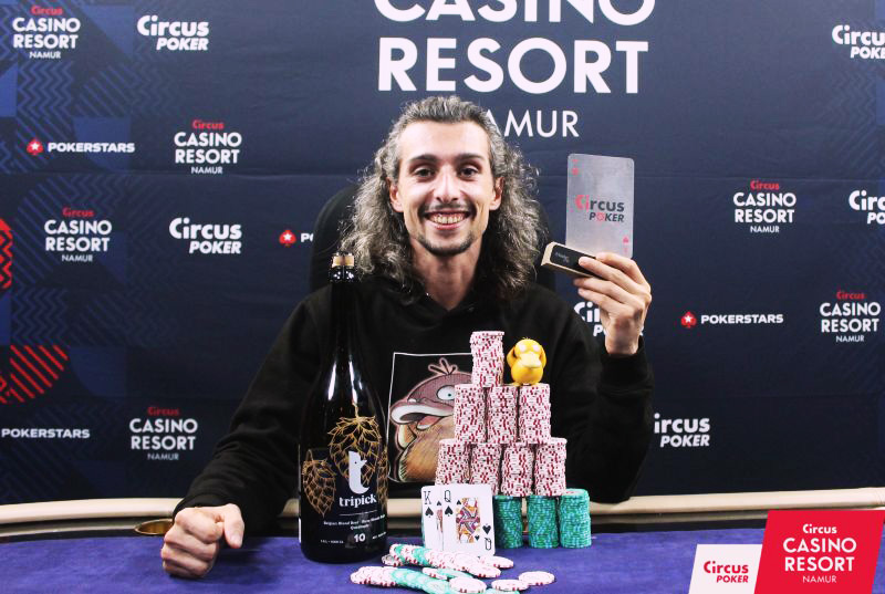 Main Event Winner Santoni Axel