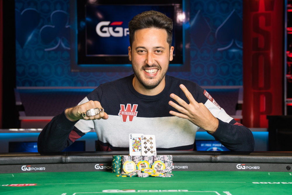 adrian mateos
