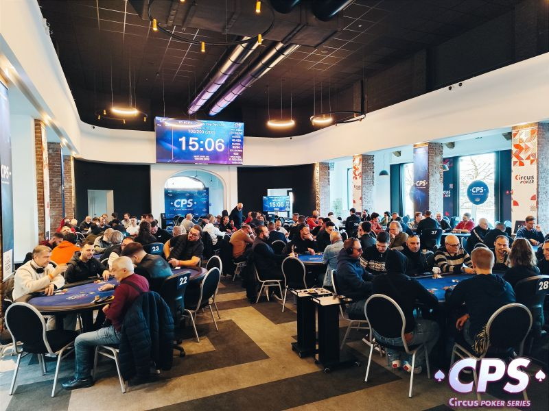 circus poker namen cup