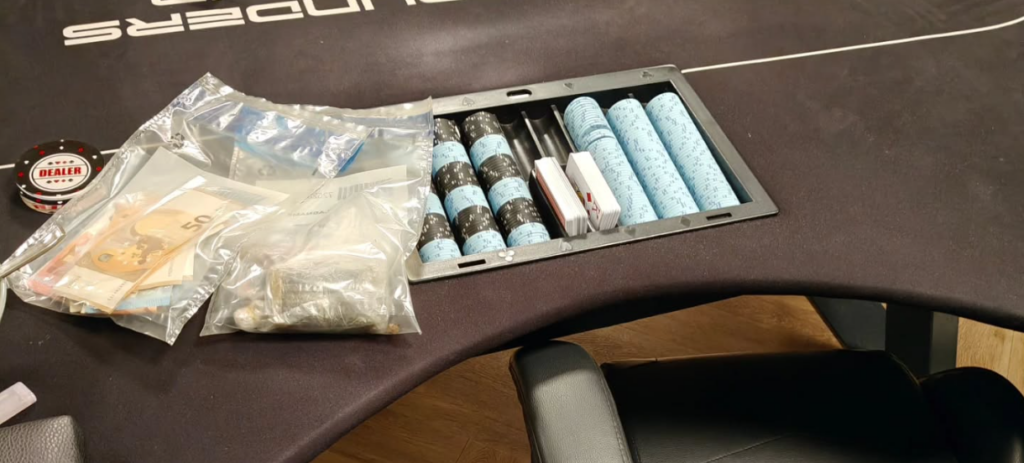 illegaal pokertoernooi in Haarlem klein