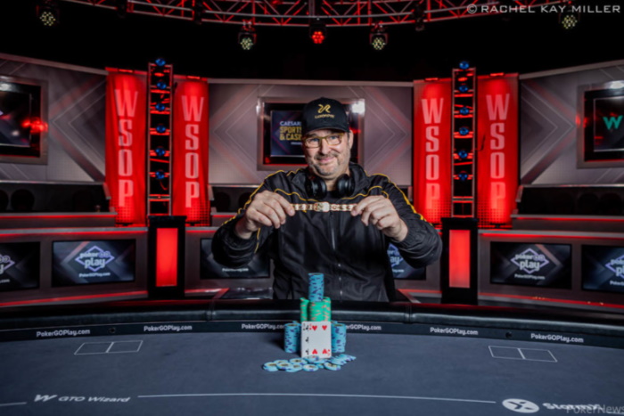 phil hellmuth bracelet 17