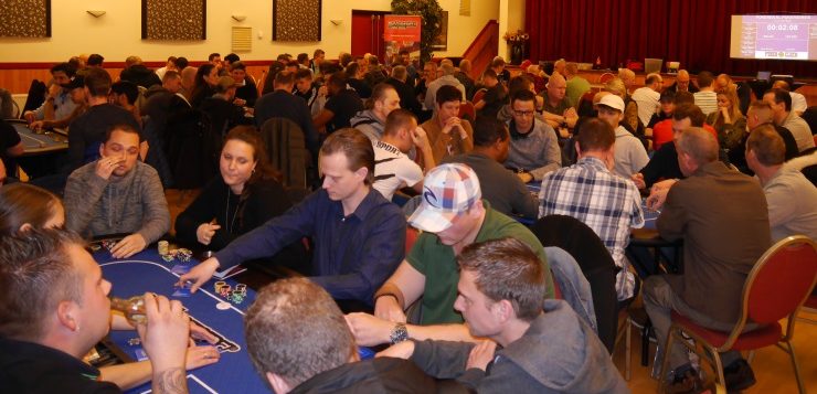 poker series spijk 740x357