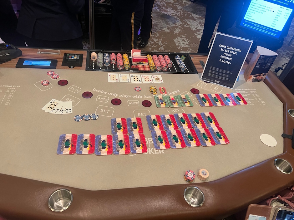 royal flush casino